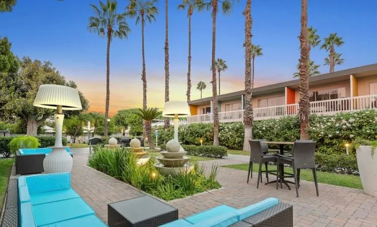 Courtyard perfect for coworking at The Anaheim Hotel.