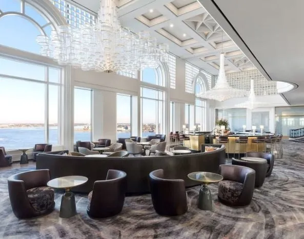 Lounge and coworking space at The Westin New Orleans.