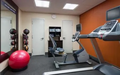 Well equipped fitness center at Hampton Inn Manhattan - Madison Square Garden. 