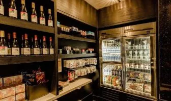 Convenience store at Courtyard By Marriott New York Manhattan/Central Park.