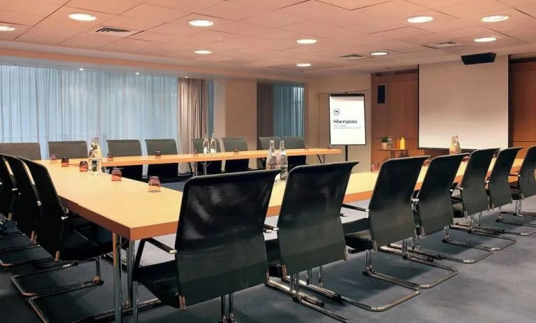 Meeting room at Sheraton Paris Charles De Gaulle Airport Hotel.
