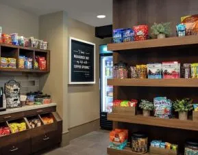 Snack bar at Hilton Garden Inn Mobile Downtown.