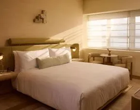 King room at Shelborne South Beach.