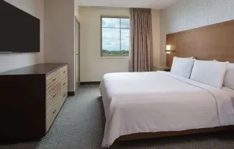 Day use room at Embassy Suites By Hilton Oahu Kapolei.