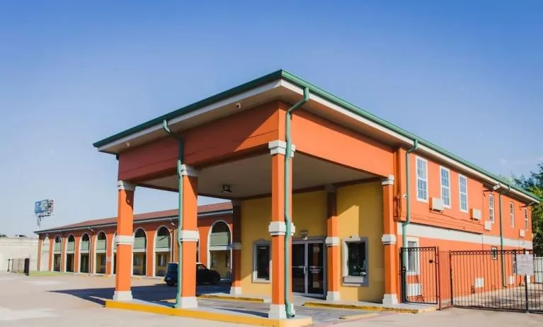 Parking available at Express Inn Gulf Bank.