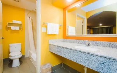 Day use room at Express Inn Gulf Bank.