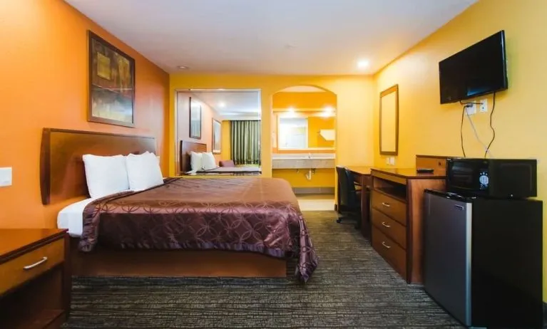 Day use room at Express Inn Gulf Bank.