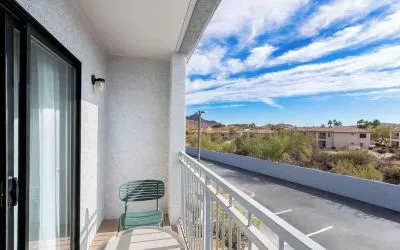 Day use room with natural light at Spark By Hilton Fountain Hills Scottsdale.