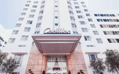 Entrance and outdoor view of Cadillac Hotel & Beach Club, Autograph Collection.