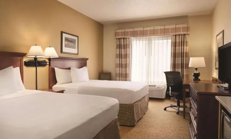 Romantic day use room at Country Inn & Suites By Radisson Mankato Hotel.