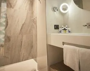 IH Hotels Milano Ambasciatori, Milan