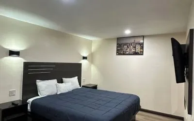 Day use room at Del Aire Inn.