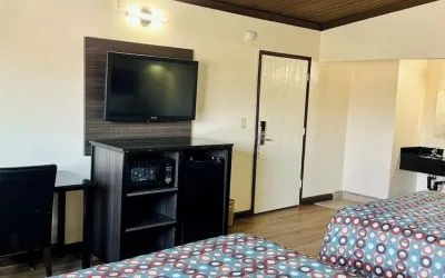 Day use room at Del Aire Inn.