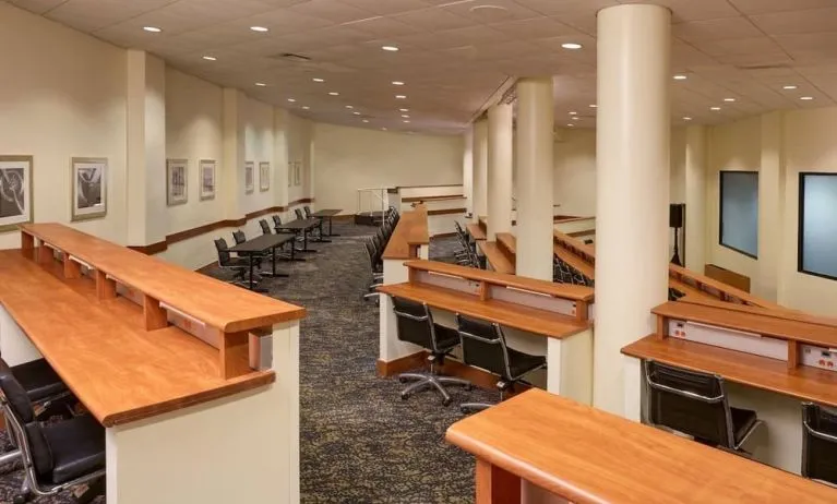 Amphitheatre available at Westin Atlanta Airport Hotel.