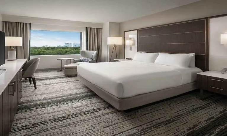 Deluxe king room with TV screen and amazing view at the Signia by Hilton Orlando Bonnet Creek.