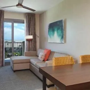 comfortable lounge and coworking space in dayrooms at Embassy Suites by Hilton Oahu Kapolei.