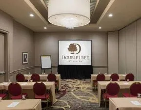 large meeting room for all business needs at DoubleTree by Hilton Los Angeles - Norwalk.