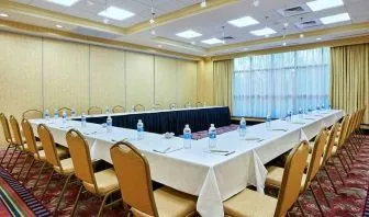 professional, well-equipped meeting room at Hilton Garden Inn Rockville-Gaithersburg.