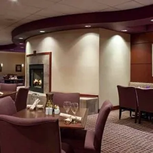 Breakfast area perfect for coworking at the DoubleTree Suites by Hilton Cincinnati-Blue Ash.