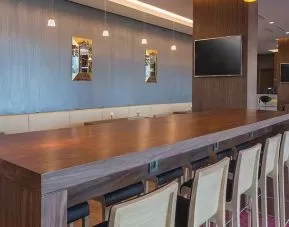 comfortable lobby and lounge area ideal for coworking at Hampton by Hilton Samsun.