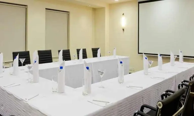 professional meeting room at Hampton by Hilton Vadodara-Alkapuri.