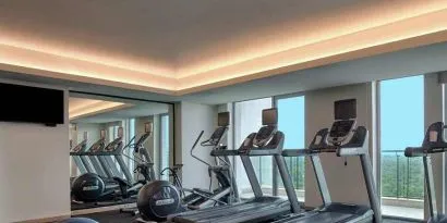 Fitness center at the DoubleTree Suites by Hilton Bangalore.