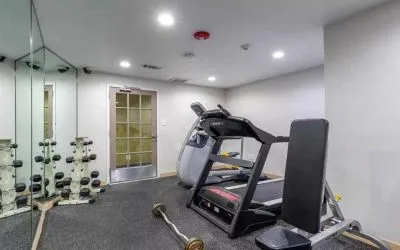 Well equipped fitness center at Quality Inn Pasadena.