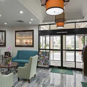 Comfortable lobby area with business center at Quality Inn Pasadena.