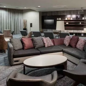 Lobby and coworking lounge at Courtyard Miami Dolphin Mall.