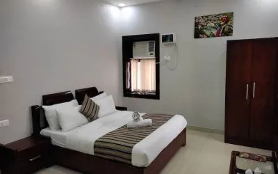 Hotel Krishna Ji