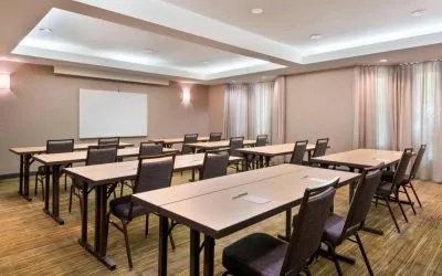 Meeting room at Courtyard By Marriott Sarasota Bradenton Airport.