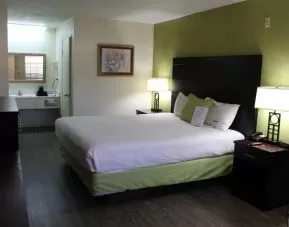 Day use room at Western Inn.