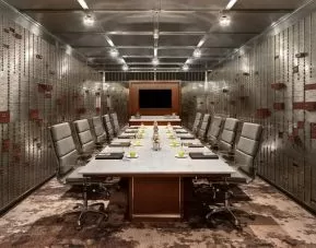 Professional meeting room at Courtyard San Diego Downtown.