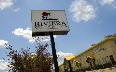 Hotel exterior at Riviera Motor Inn.