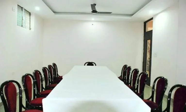 Airport Hotel Mayank Residency, New Delhi