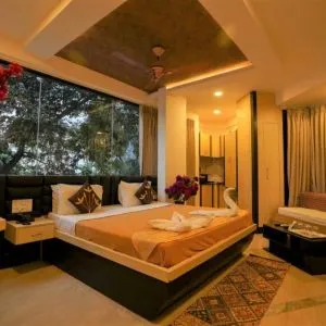 4 Seasons Suites