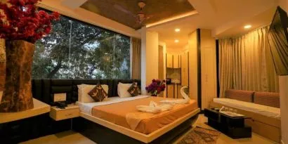 4 Seasons Suites