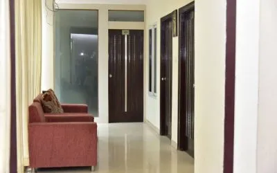 4 Seasons Suites