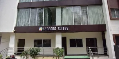 4 Seasons Suites