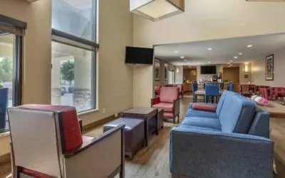 Lobby and coworking lounge at Comfort Inn & Suites Albuquerque Downtown.