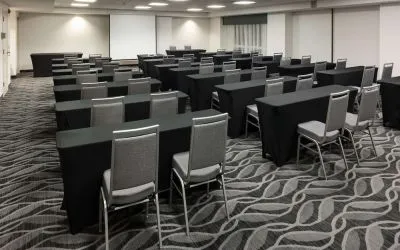 Meeting room at Homewood Suites By Hilton Miami Airport-Blue Lagoon.