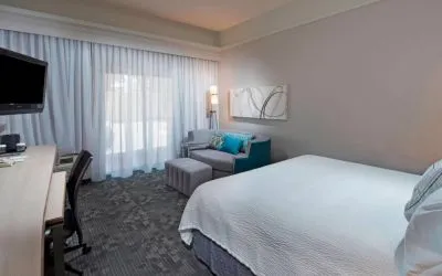 Courtyard By Marriott Dothan, Dothan
