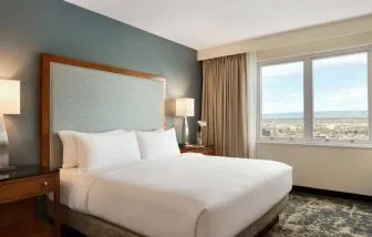 Embassy Suites By Hilton Denver Downtown Convention Center, Denver