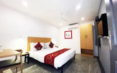Hotel Golden Saffron