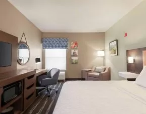 Day use room with TV at Hampton Inn Tracy.