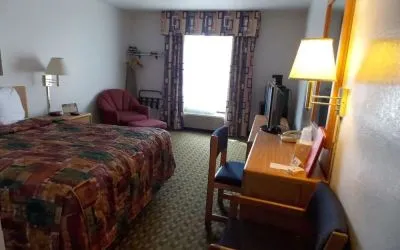 King room with work desk at Norwood Inn & Suites - Roseville.