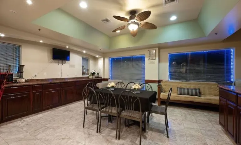 Dining and meeting space at Casa Rosa Inn.