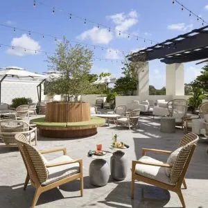 THesis Hotel Miami Coral Gables, Curio Collection By Hilton