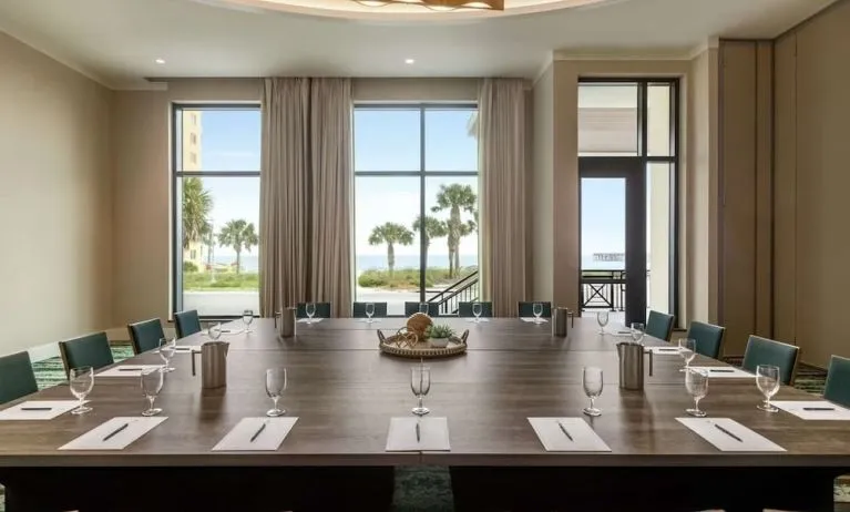 Professional meeting room at Embassy Suites By Hilton Panama City Beach Resort.