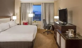 Day use room with work desk at Hilton Minneapolis.